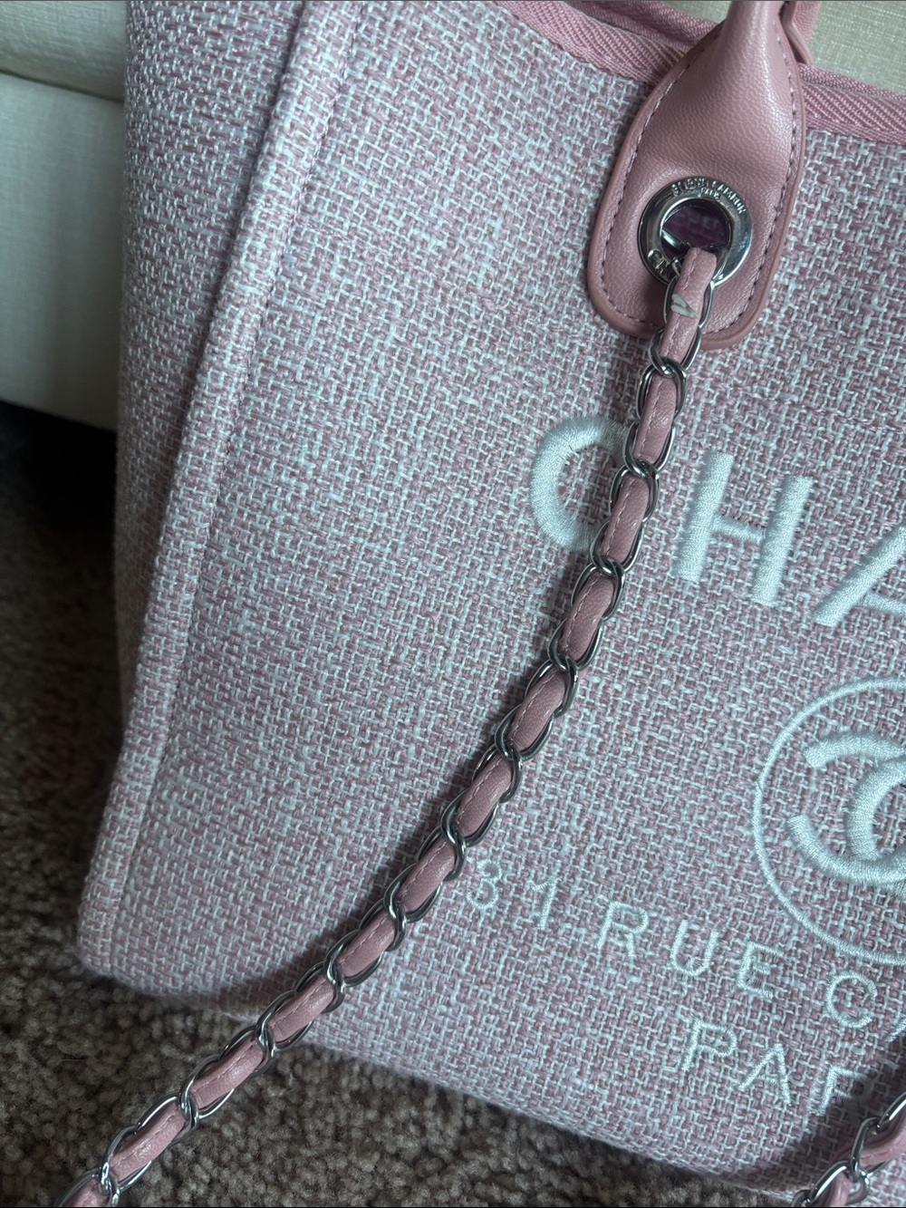 Designer Inspired Tote - Picture 2 of 6
